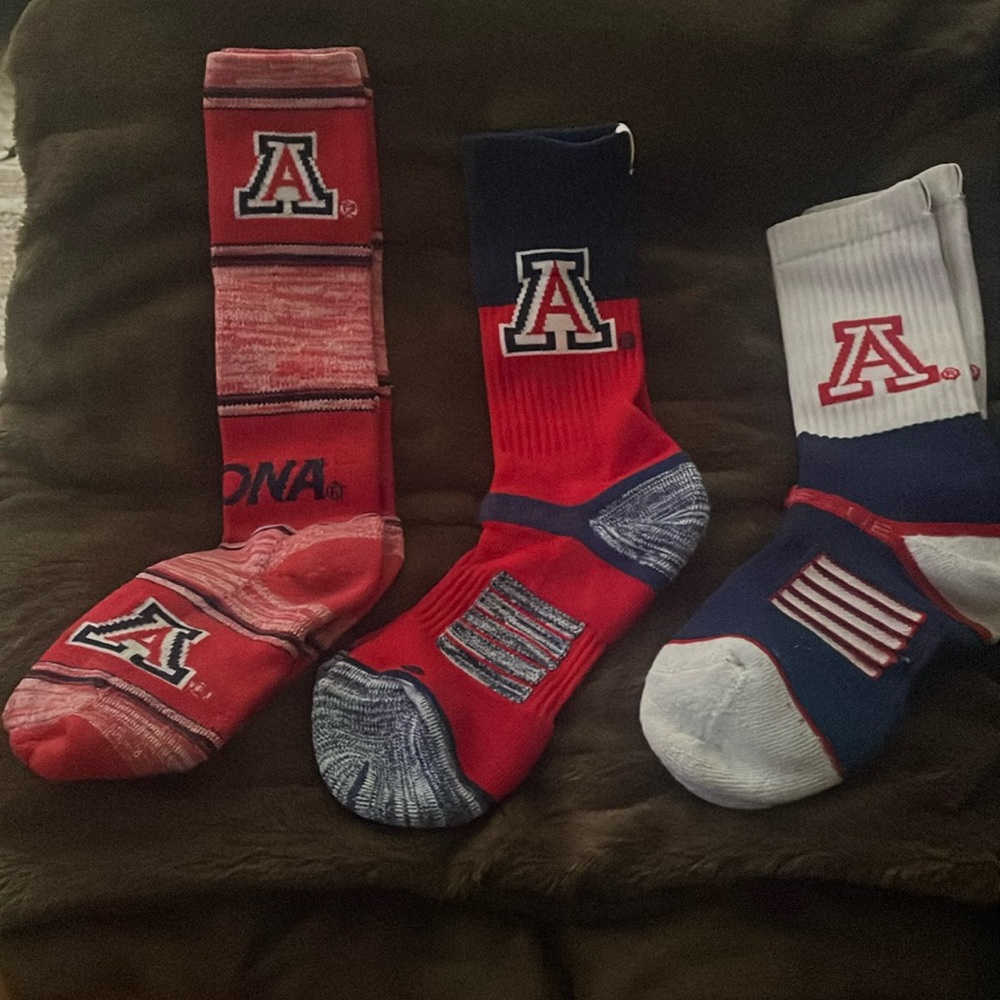 U of A Men’s Socks - 3 pair New and EUC